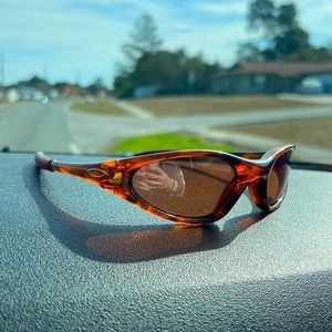 Rare Oakley Minute Sunglasses 1.0 2nd Gen Tangerine Flower VR28 04-509 Vintage